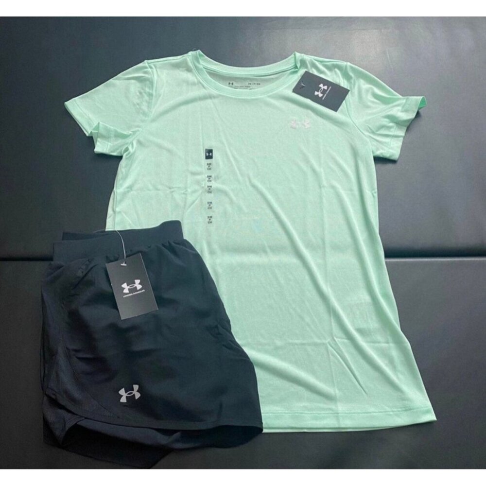NWT Under Armour Athletic Set Women's Size Small